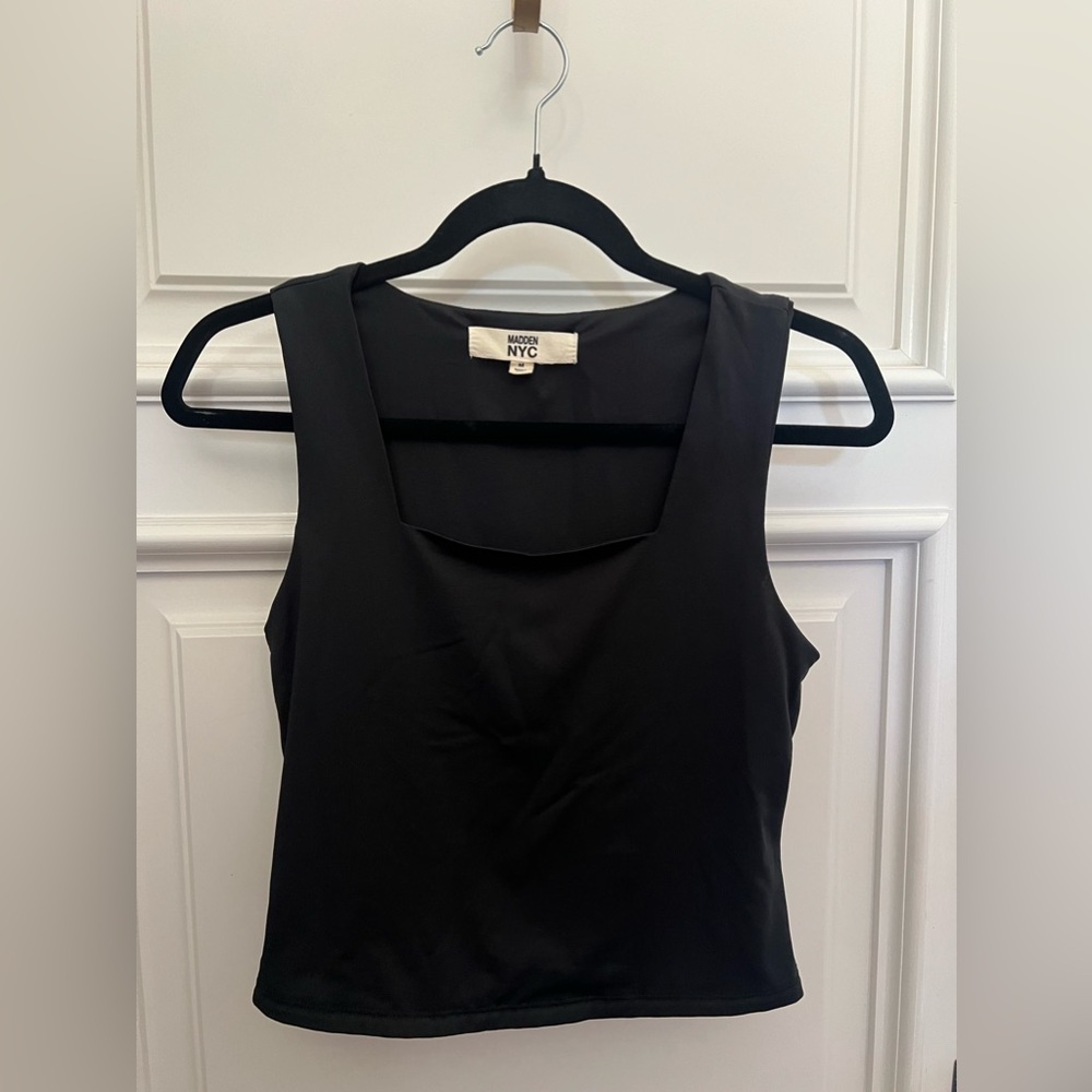 Madden NYC stretchy crop top